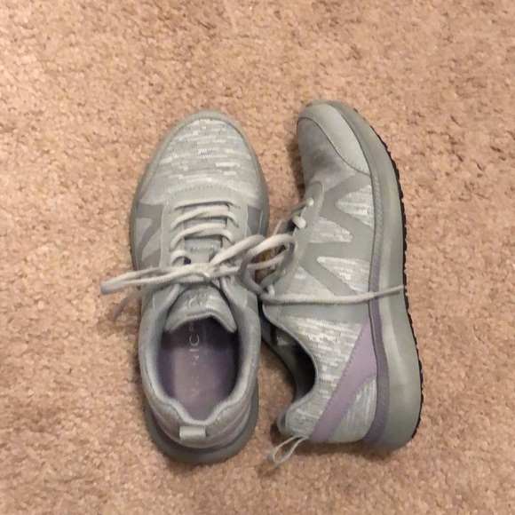 vionic kiara work sneaker